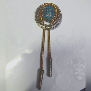 Vintage Turquoise Cabochon Bolo Tie Brooch two-tone Pin